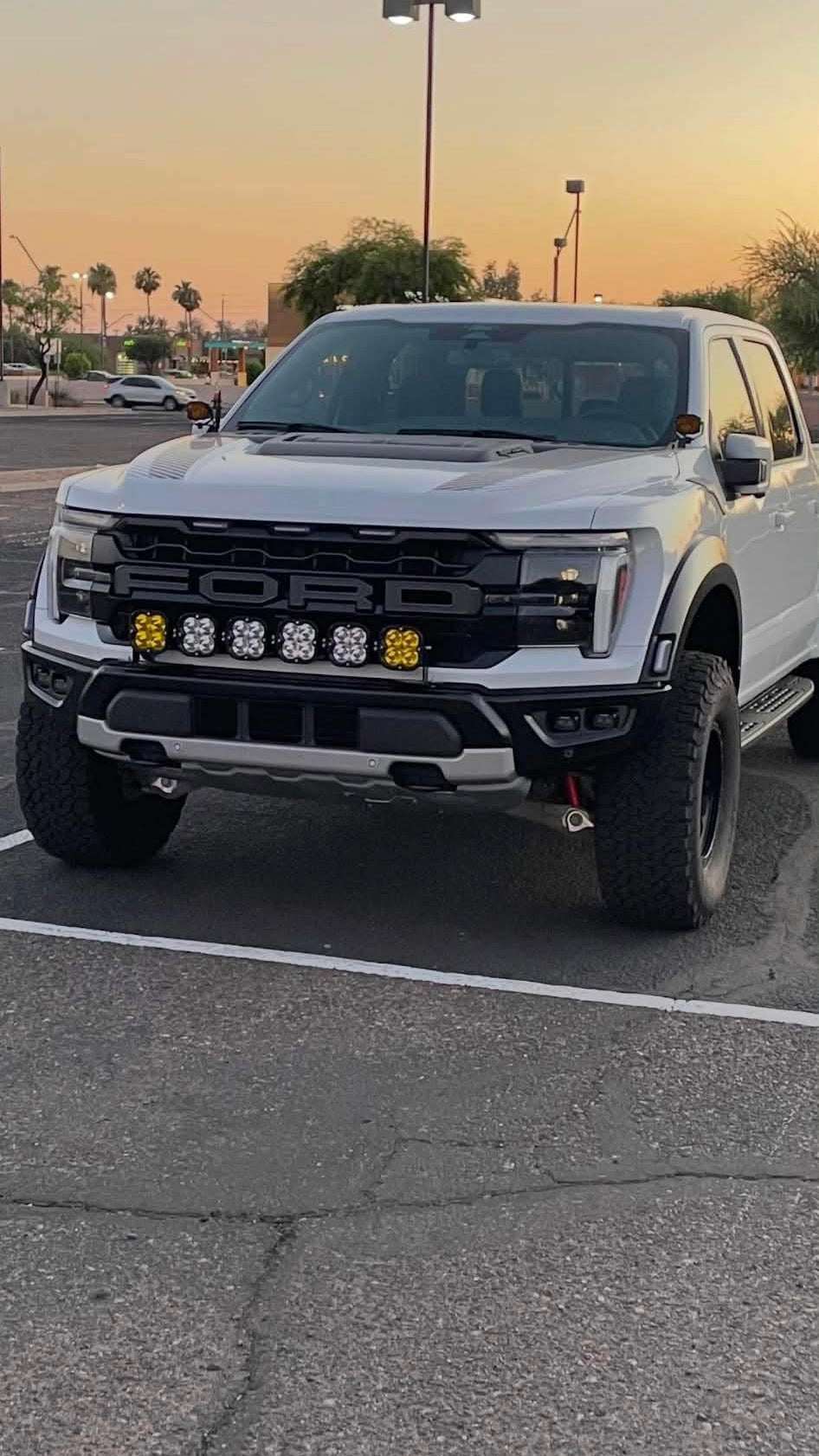 21-26 Ford F-150 Raptor with Apex Modular Light Bar Bumper Kit and mounting brackets