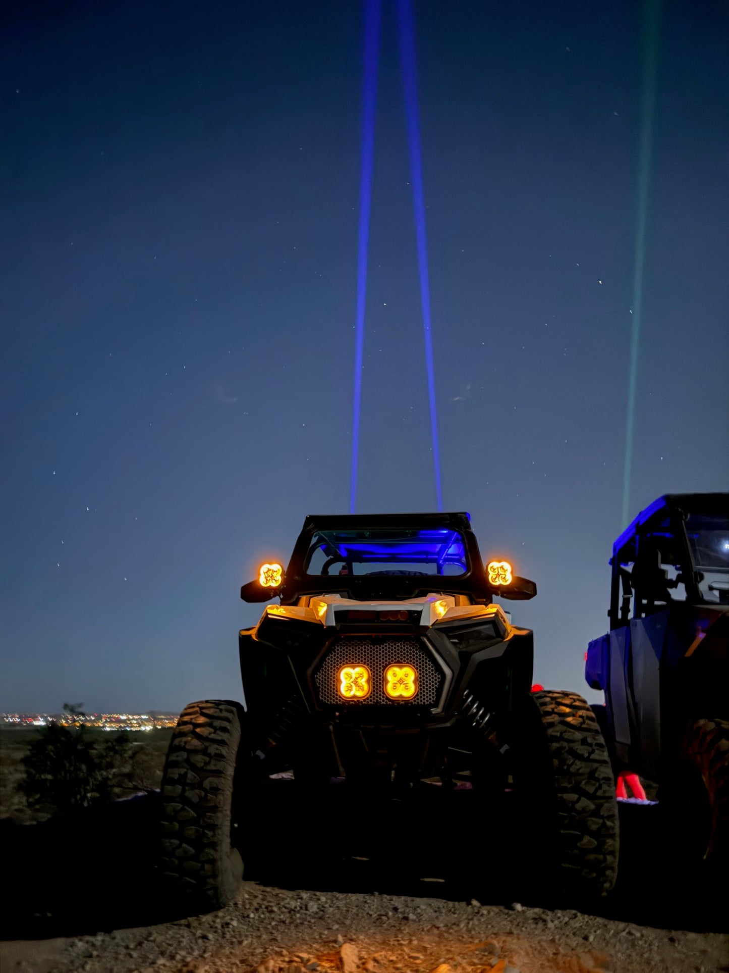 Apex RGBW Laser Whips V2